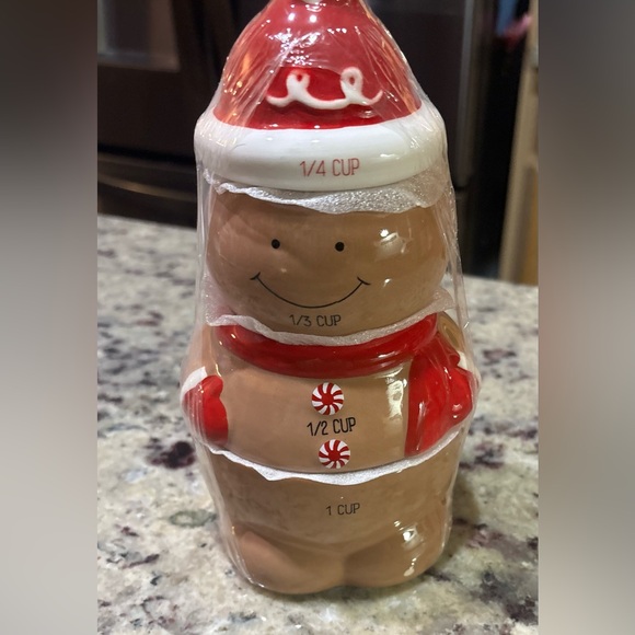 Gingerbread man stackable measuring cup set nwt - Picture 2 of 2